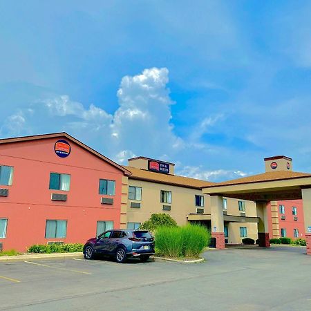 Fairbridge Inn & Suites Batavia-Darien Amusement Park Eksteriør bilde