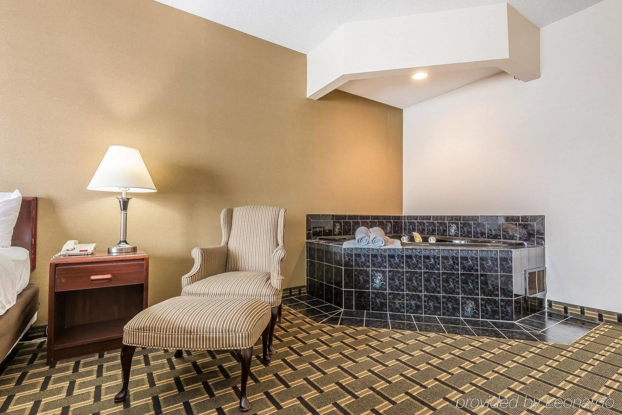 Fairbridge Inn & Suites Batavia-Darien Amusement Park Eksteriør bilde